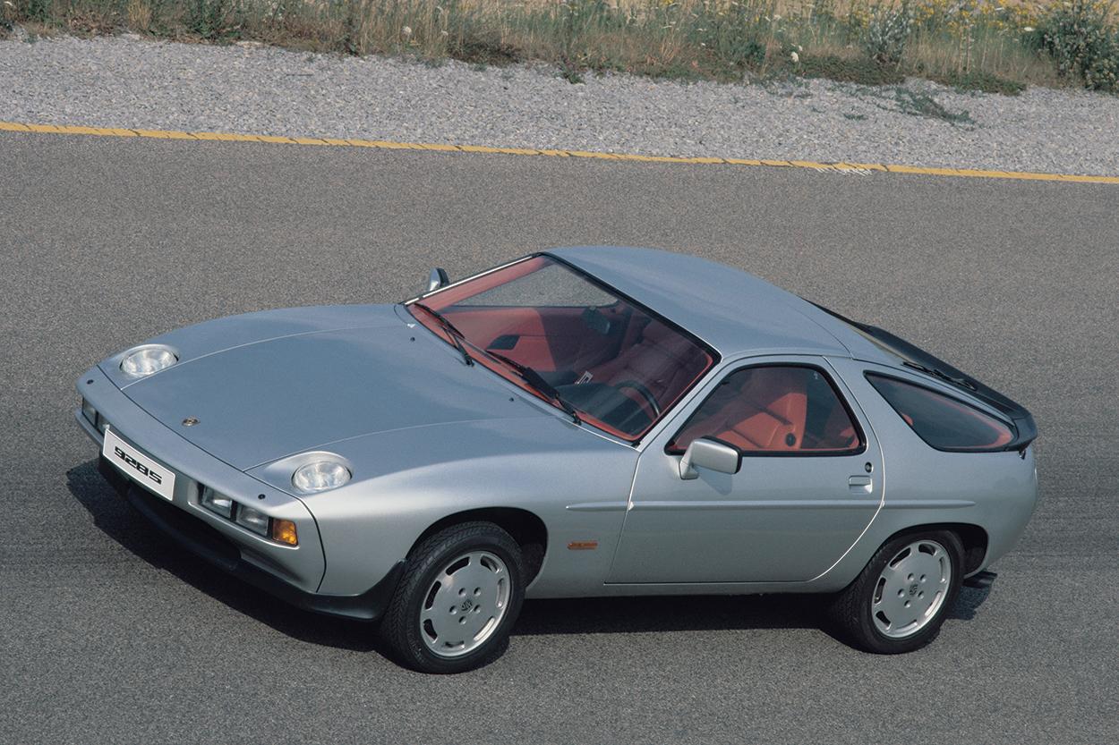 Model Guide: The 928, Porsche's V8-powered luxury muscle car | The ...