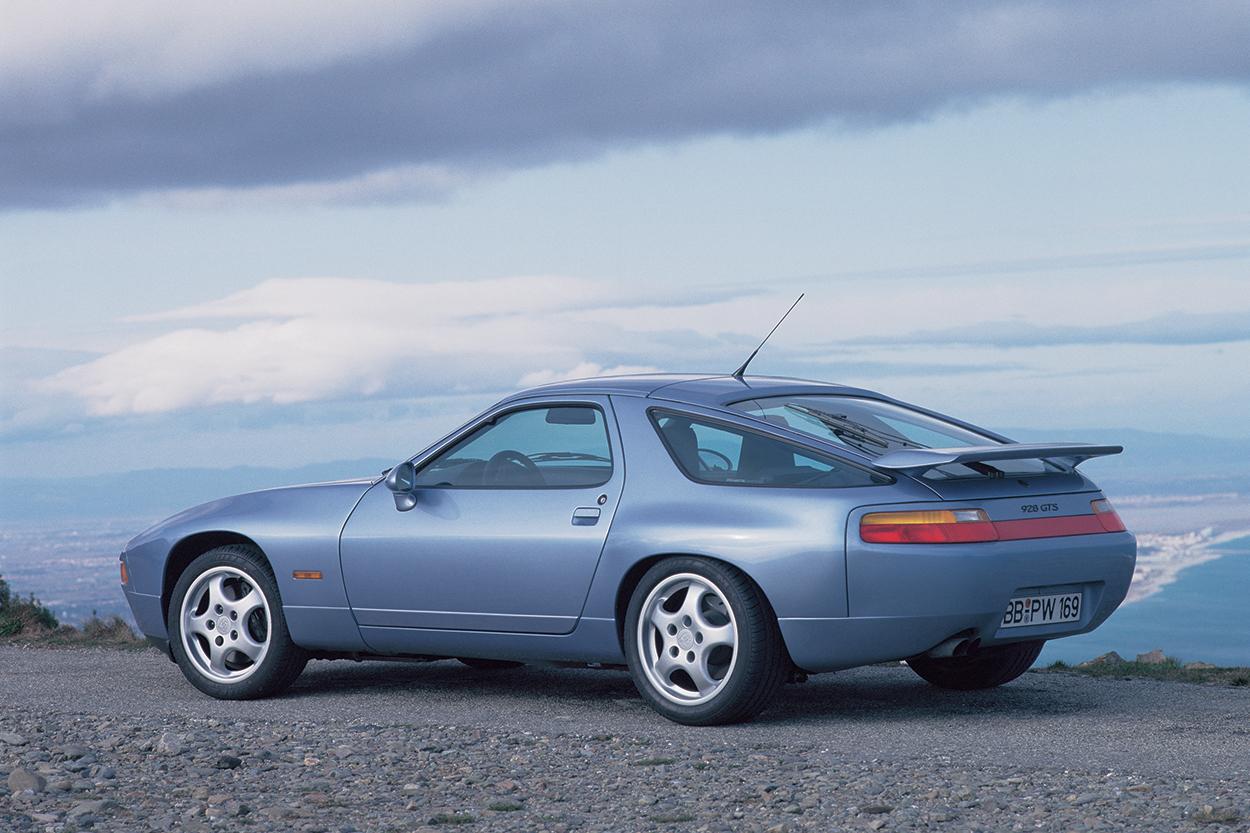 1/18 ポルシェ928S 1979 Porsche シルバー MGC製 1/18 ポルシェ928S 1979 Porsche シルバー MGC製 - メルカリ