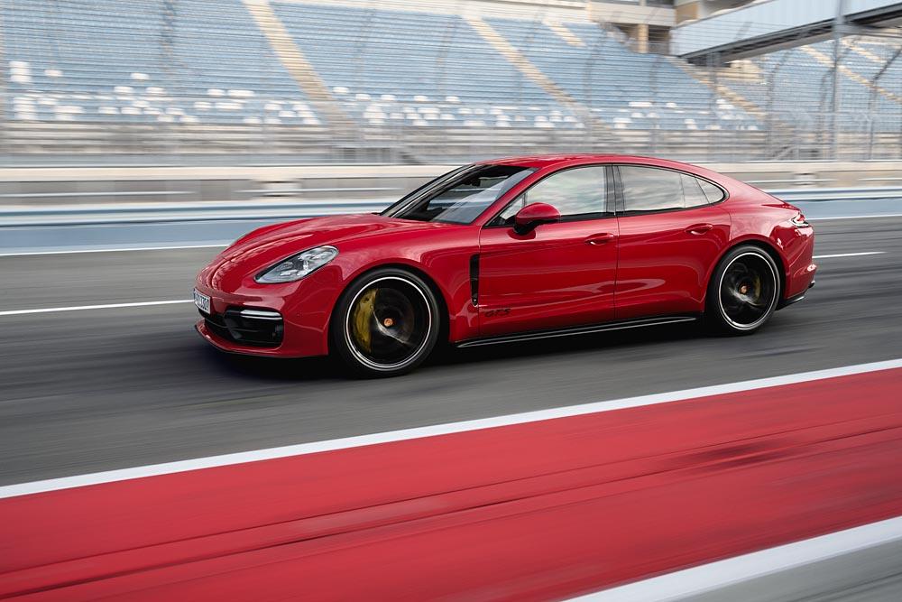 Porsche Panamera sedan and Sport Turismo get sporty GTS treatment