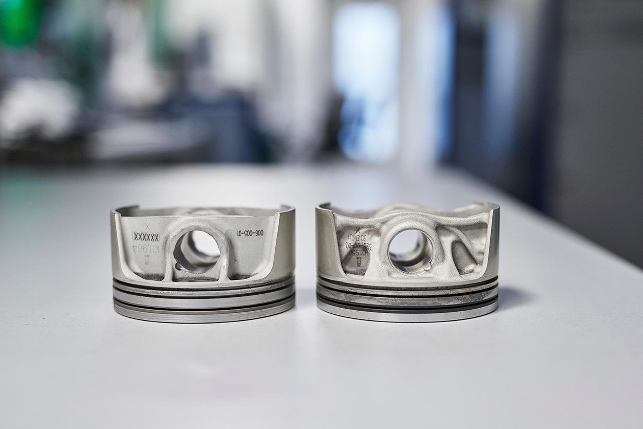 GT2 RS gains 30 hp with 3Dprinted pistons Porsche endurancetested for