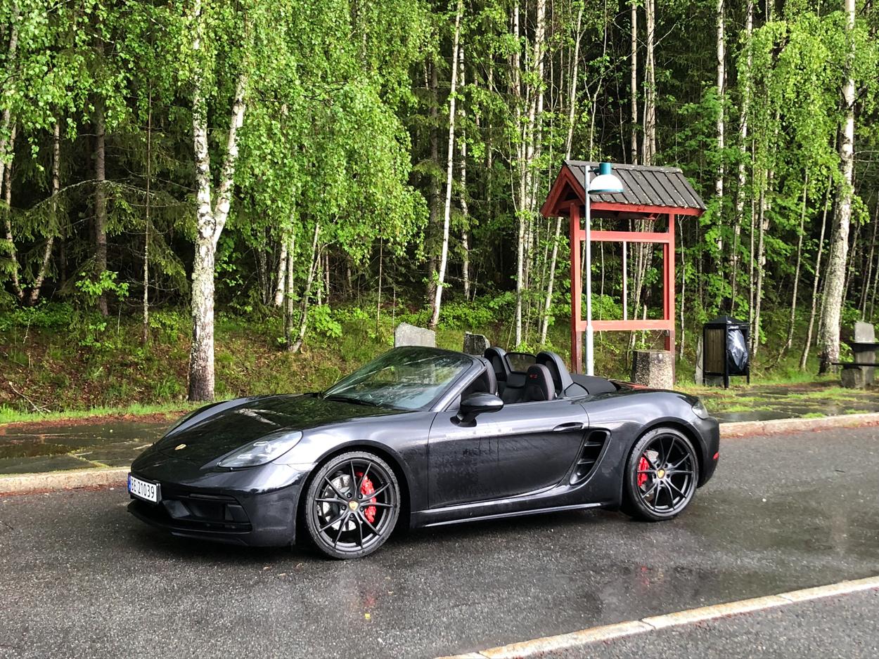 Fish out of Water: Driving the Panamera Turbo S e-hybrid in Norway ...